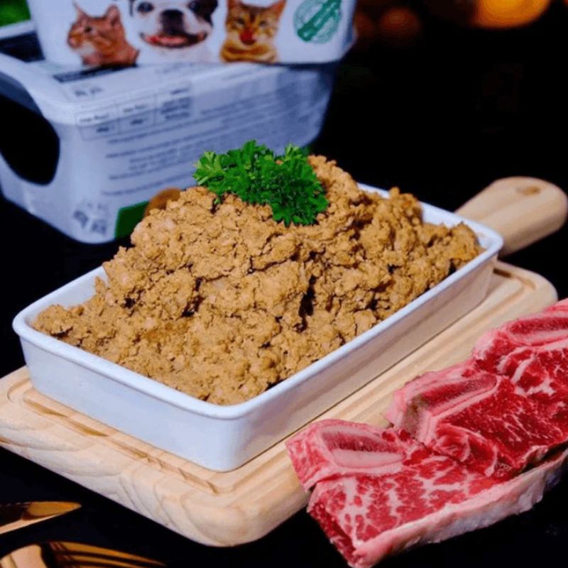 Các loại pate mèo hiện nay.