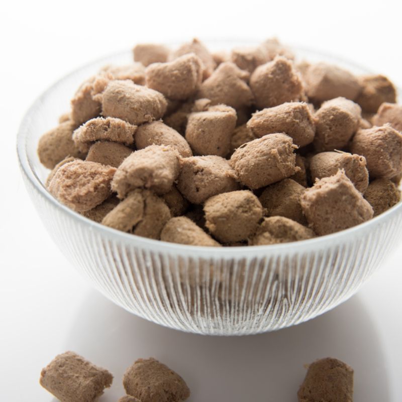 Ưu điểm của thức ăn hạt cho chó mèo.