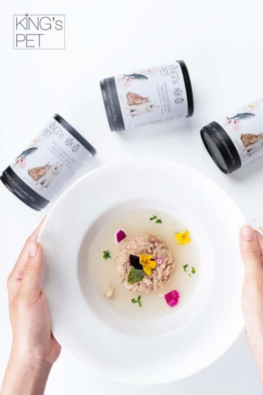 Súp cá sốt bò King's Pet - Bữa ăn nhẹ bụng cho mèo sau bệnh